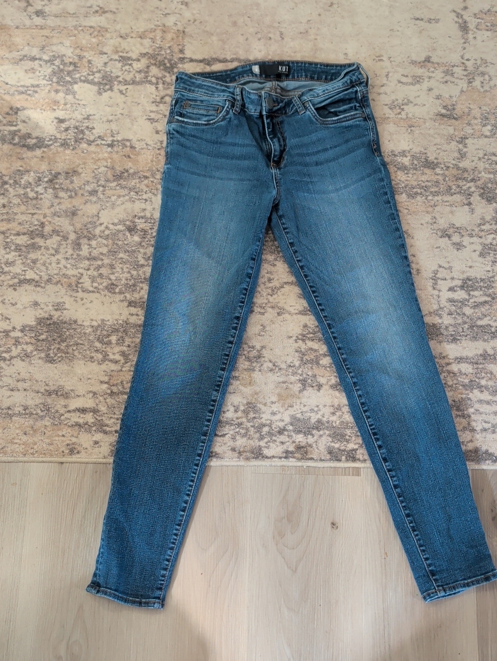 Kut from the Kloth Medium Wash Blue Skinny Jeans